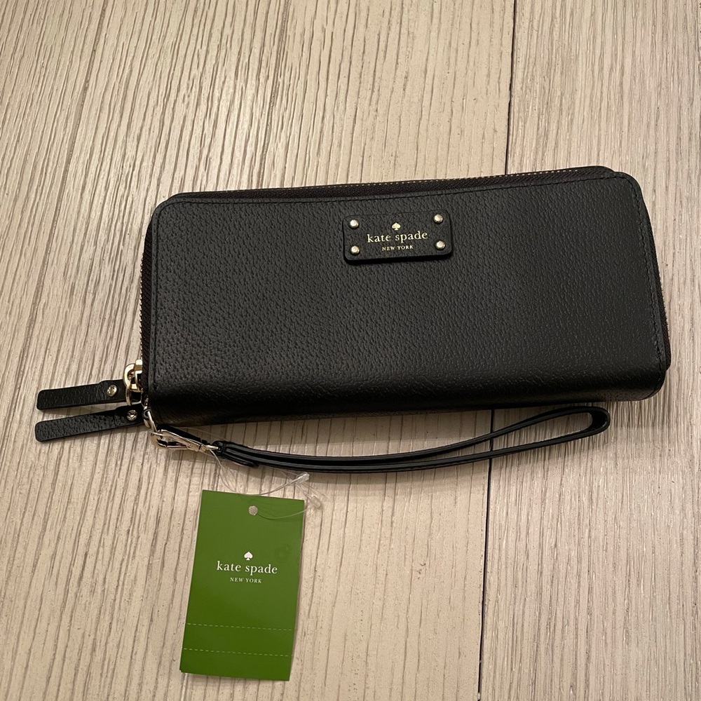 New with Tags Kate Spade Wristlet✨